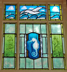 Glas in lood in de voormalige kosterswoning.
<br/>
Funda, 2014